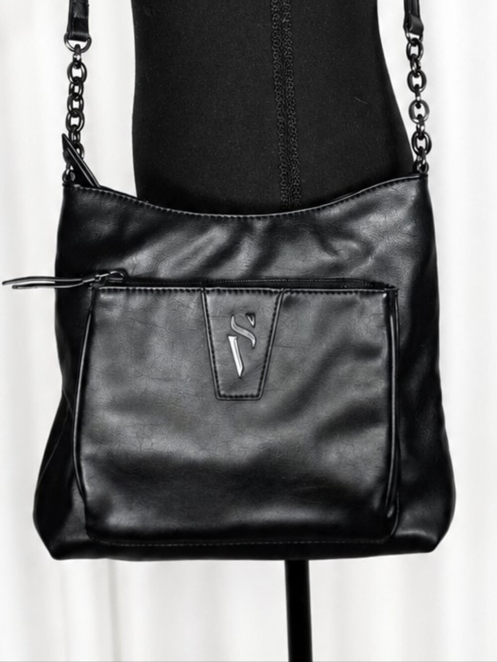 👜 Simply Vera Vera Wang Black Leather Crossbody Shoulder Bag Adjustable Purse - Picture 3 of 8